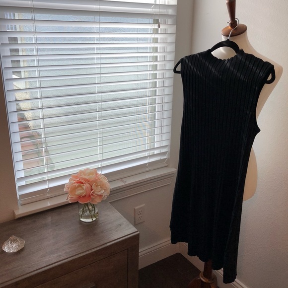 🖤Black RVCA Ribbed Mini Dress🖤 - Picture 5 of 5